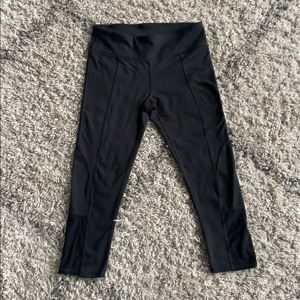 Fabletics black workout capris
